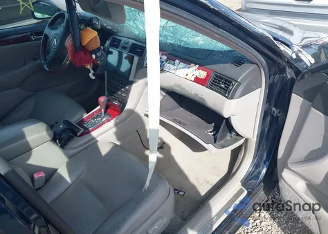 2004 Lexus Es 330 z USA, uszkodzony, nr VIN JTHBA30G140007368